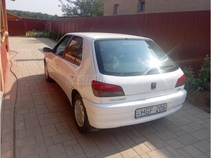 PEUGEOT 306 1.4 Style 306