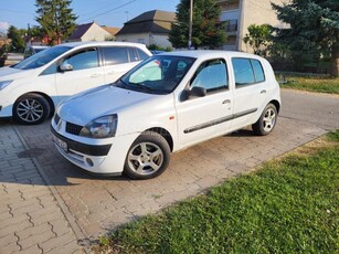 RENAULT CLIO 1.4 16V Expression