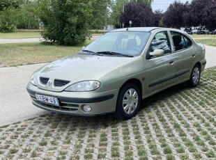 Renault Megane 1.4 16V Alize