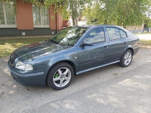 SKODA OCTAVIA 1.6 Ambiente