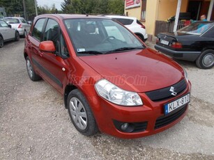 SUZUKI SX4 1.5 GLX AC MAGYAR ELSŐ TULAJDONOSTÓL.KLÍMA.SZERVIZKÖNYV.2DB GYÁRI KULCS