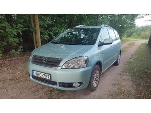 TOYOTA AVENSIS VERSO 2.0 D-4D