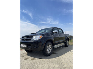 TOYOTA HI LUX Hilux 2.5 D-4D 4x4 Double SR