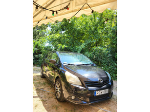 TOYOTA VERSO 1.8 Sol