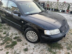 VOLKSWAGEN PASSAT V 1.9 TDI Comfortline 4Motion