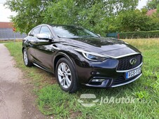 INFINITI Q30