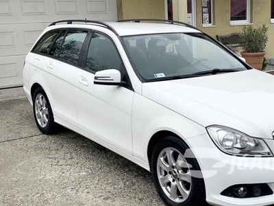 MERCEDES-BENZ C-osztály