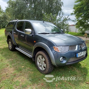 MITSUBISHI L 200