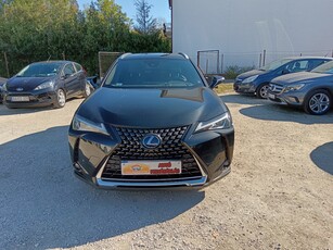 Eladó Lexus UX