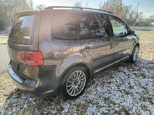 Eladó Volkswagen Touran