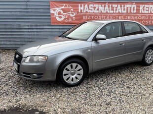 AUDI A4 1.9 PD TDi DPF Szervizkönyv+számlák. me...