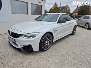 BMW M4 DKG Szervizkönyv / magyarországi / 1. Tu...