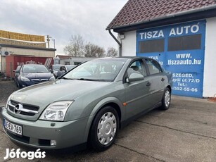 Opel Vectra C 1.8 Comfort park radar.xenon.klím...