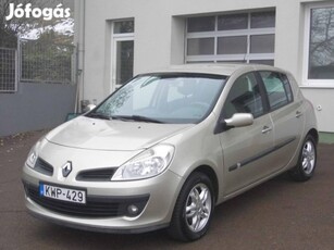 Renault Clio 1.4 16V Authentique Digitális Klím...