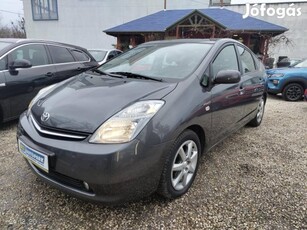 Toyota Prius 1.5 HSD IPA Navi 2006 (Automata) 1...