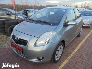 Toyota Yaris 1.3 Sol AC Szines Navi T RADAR Kőd...