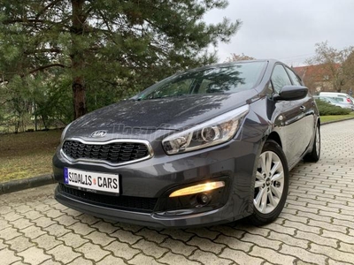 KIA CEE'D 1.4 CVVT EX Prémium 1. Tul.Ülésfűtés.Kormányfűtés