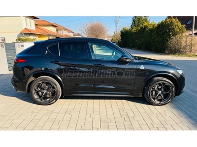 ALFA ROMEO STELVIO 2.9 T-V6 Quadrifoglio Q4 (Automata) Karbon-kerámia fék. Karbon ülések