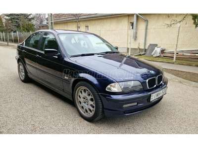 BMW 323i (Automata)