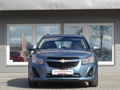 CHEVROLET CRUZE SW 1.6 LS Plus KLÍMA-119eKM-GYÁRI'FÉNYEZÉS-VONÓHOROG