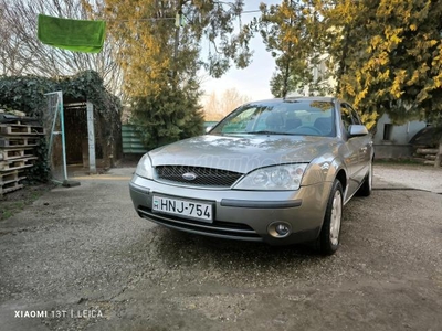 FORD MONDEO 1.8 Trend