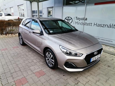 HYUNDAI I30 1.4 T-GDi Comfort Mo-i. elektronikus szerviztörténet. Garancia: 2025/06-ig