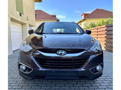 HYUNDAI IX 35 ix35 1.7 CRDi Premium 1.-tulaj/Klíma/Ülésfűtés/Tempomat/Szervizkönyv // 105.000 km //