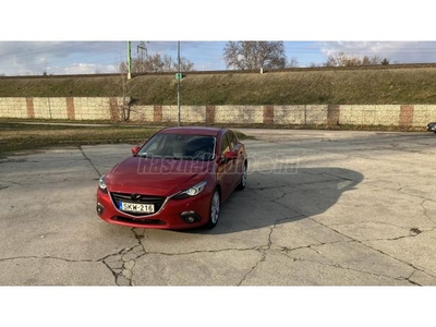 MAZDA 3 Sport 2.0 Revolution