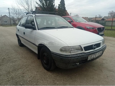 OPEL ASTRA F 1.6 GL 1.6 8 szelep