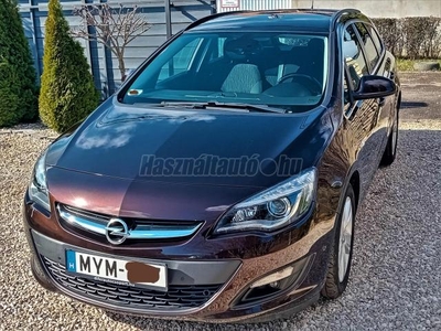 OPEL ASTRA J Sports Tourer 1.6 T Cosmo (Automata)