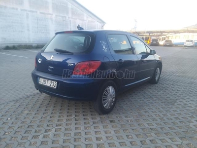 PEUGEOT 307 1.4 Presence