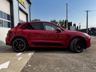 PORSCHE MACAN GTS PDK Carplay. Alcantara. 21-es Chrome Ring felnik. 2025-ig műszaki