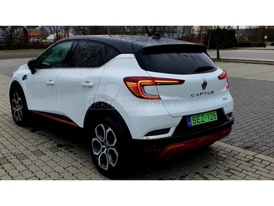 RENAULT CAPTUR 1.6 E-Tech Hybrid Intens Plug in hybrid