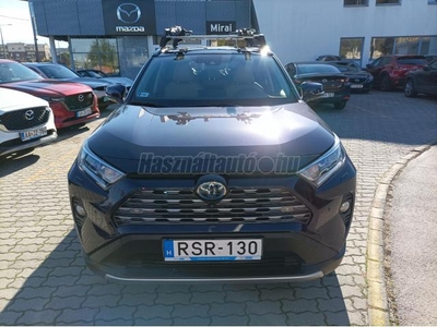 TOYOTA RAV 4 Rav4 2.5 Hybrid Executive e-CVT Magyar 1 tulaj vezetett szervizkönyves téli kerék garnitúrával!