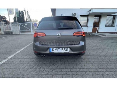 VOLKSWAGEN GOLF VII 2.0 TDI BMT Highline DSG Euro 6 R-Line