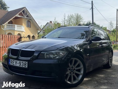 BMW 320d Touring Manuál 6