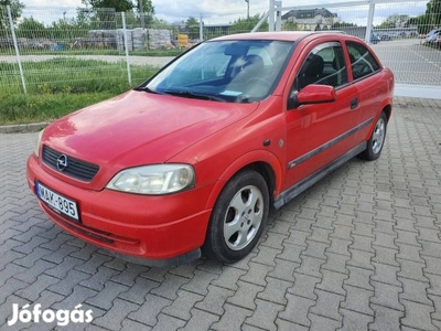 Opel Astra G 1.6 16V CDX