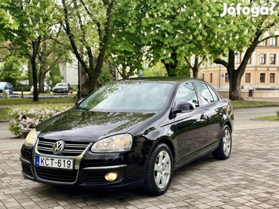 Volkswagen Jetta 1.6 Comfortline Magyarországi...