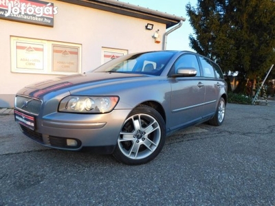 Volvo V50 1.6 D Momentum Dupla Digit Klíma. MUL...