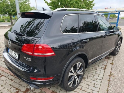 VOLKSWAGEN TOUAREG 3.0 V6 TDI BMT Tiptronic ic R-Line