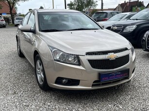 CHEVROLET CRUZE 1.6 LS GARANTÁLT KM! ROZSDAMENTES