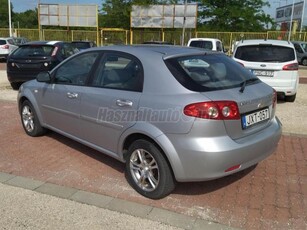 CHEVROLET LACETTI 1.4 16V Elite AC