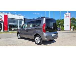 FIAT DOBLO Dobló Panorama 1.4 T-Jet Easy (7 személyes ) 1. TULAJ. VEZETETT SZERVIZKÖNYV. MAGYARORSZÁGI