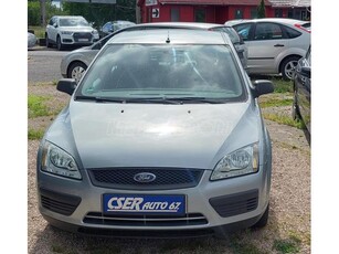 FORD FOCUS 1.4 Trend