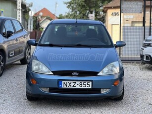 FORD FOCUS 1.6 Blue Collection Vezetett szervizkönyv!