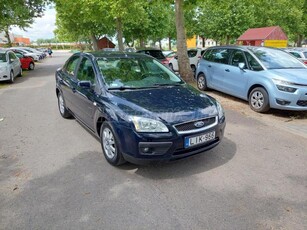 FORD FOCUS 1.6 Collection KITŰNŐ ÁLLAPOT-182.000 KM!!!