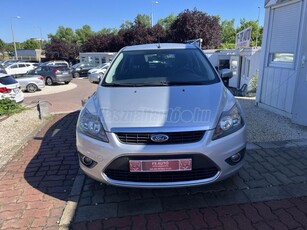 FORD FOCUS 1.6 Ghia TITÁNIUM.NAVI.TEMPOMAT.VONÓHOROG.RADAR