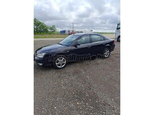 FORD MONDEO 1.8 SCi Ghia Executive