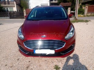 FORD S-MAX 1.5 EcoBoost Titanium