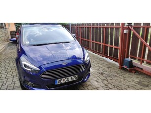 FORD S-MAX 2.0 TDCi Titanium AWD Powershift